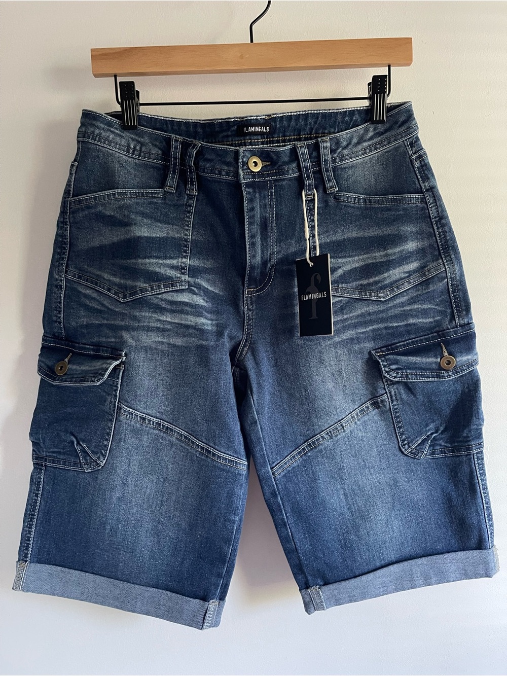 NWT Stretch Denim Cargo Jean Shorts Curvy Fit Utility Y2K Dark Wash Size L